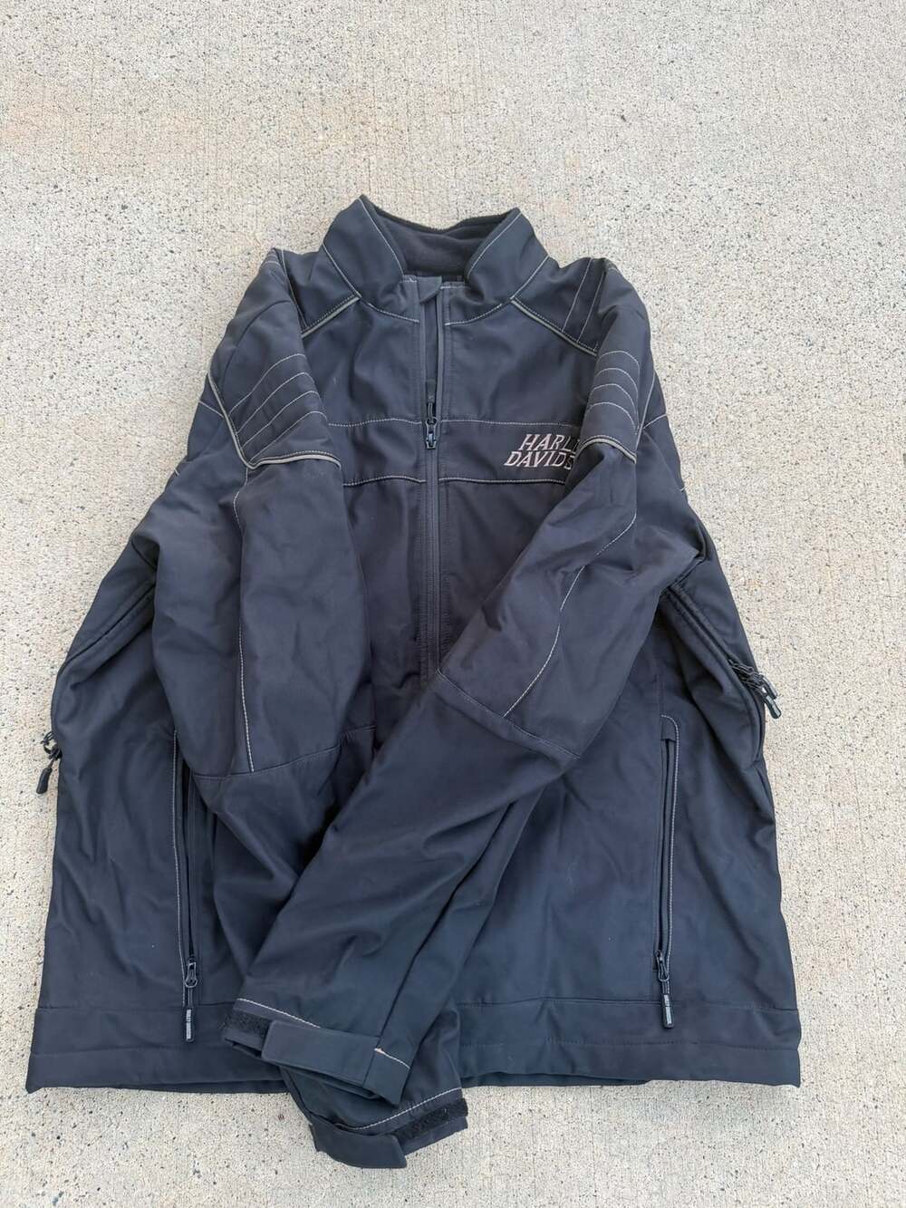 Harley-Davidson Black Soft Shell Motorcycle Riding Jacket with Pink Lettering - Picture 4 of 9